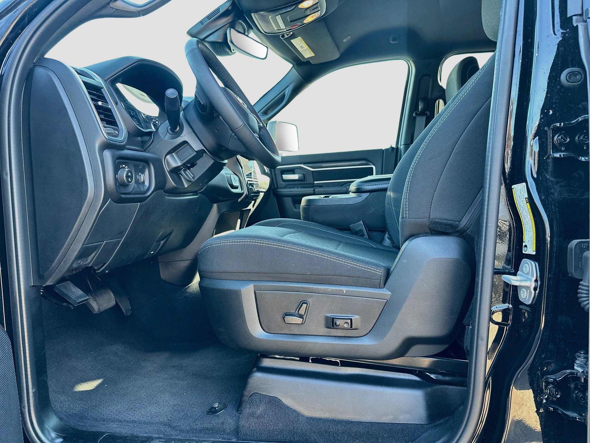 Used 2026 RAM 2500 Big Horn AWD/4WD image 13