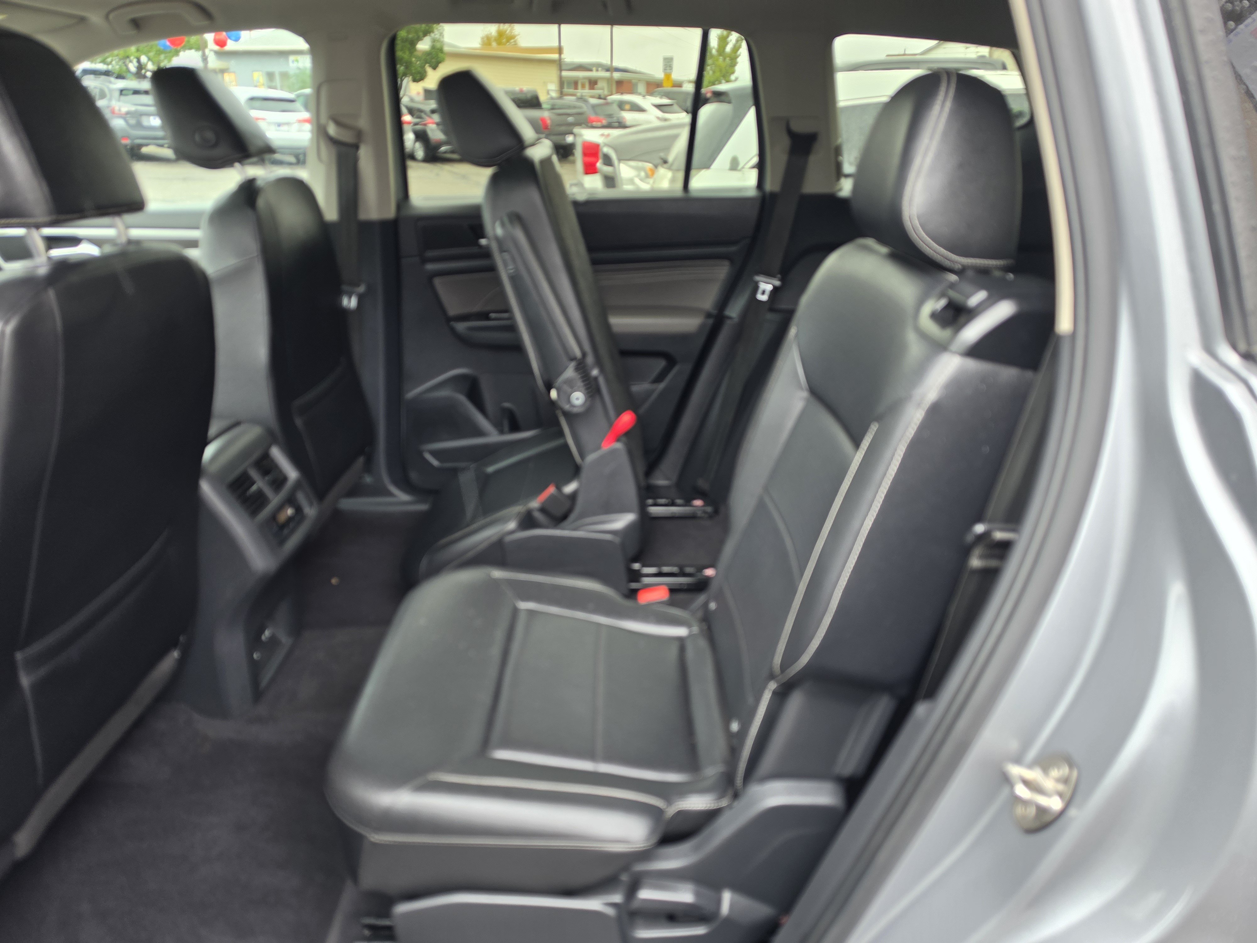Used 2021 Volkswagen Atlas SE FWD image 17