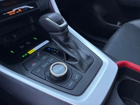 Used 2021 Toyota RAV4 TRD Off-Road image 27