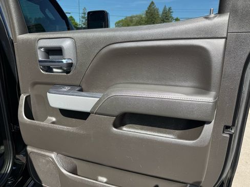 Used 2019 Chevrolet Silverado 2500 LTZ w/ LTZ Plus Package AWD/4WD image 32
