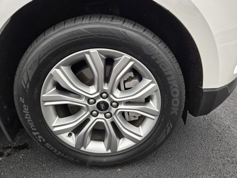 Certified 2023 Ford Edge Titanium w/ Equipment Group 301A AWD/4WD image 46
