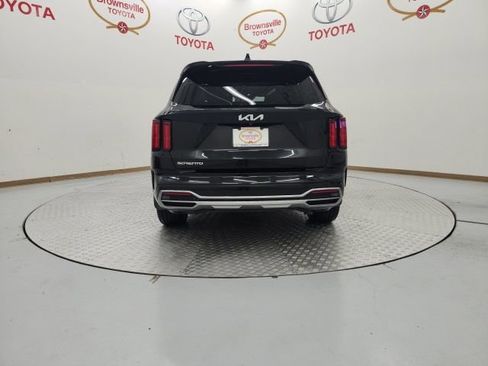 Used 2023 Kia Sorento SX FWD image 7