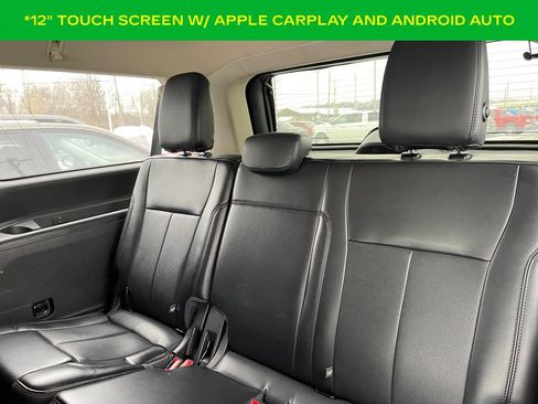 Used 2023 Ford Expedition Max XLT image 13