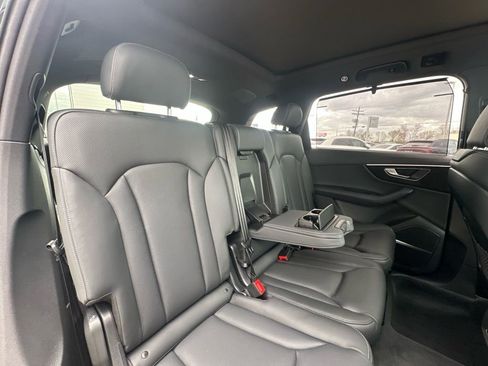 Certified 2025 Audi Q7 3.0T Prestige w/ Prestige Package image 25