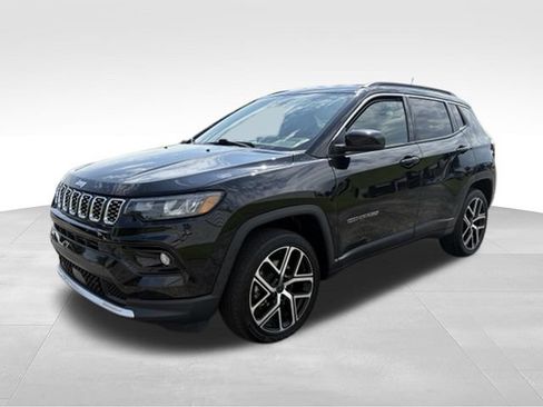 Used 2025 Jeep Compass Limited AWD/4WD image 9