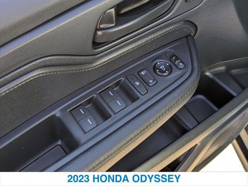 Certified 2023 Honda Odyssey EX-L image 13