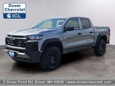 Used 2023 Chevrolet Colorado Trail Boss w/ Technology Package AWD/4WD image 1