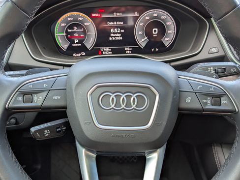 Used 2024 Audi Q5 e Premium Plus AWD/4WD image 22