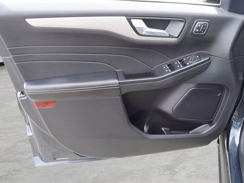 Used 2022 Ford Escape SEL w/ Technology Package image 15