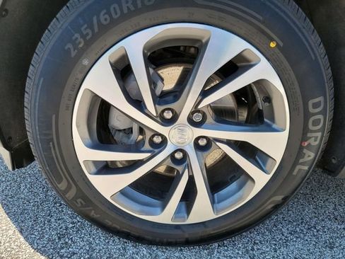 Certified 2021 Buick Envision Essence w/ Technology Package I FWD image 21