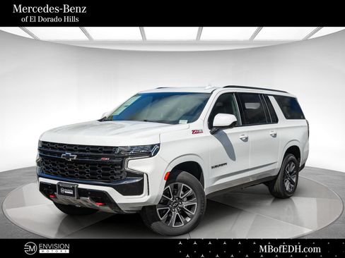 Used 2023 Chevrolet Suburban Z71 AWD/4WD image 1
