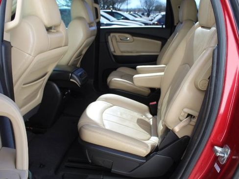 Used 2012 Chevrolet Traverse LTZ image 31