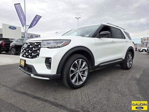 Certified 2025 Ford Explorer Platinum w/ Ultimate Package AWD/4WD image 3