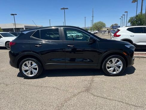 Used 2025 Buick Encore GX Preferred FWD image 2