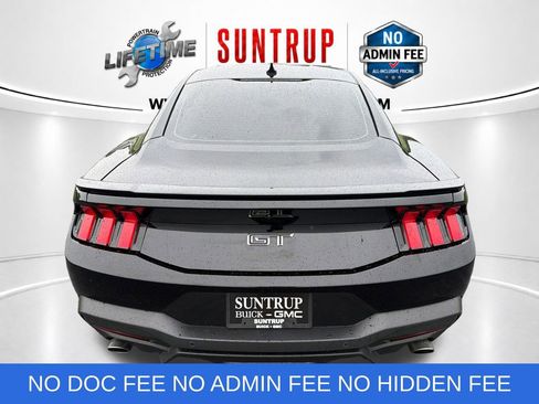 Used 2025 Ford Mustang GT RWD image 4