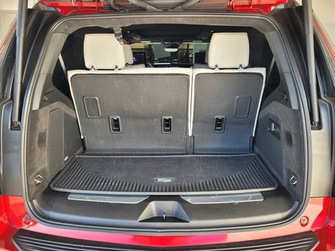 Used 2025 Cadillac Escalade Sport Platinum w/ LPO, Floor Liner Package image 26