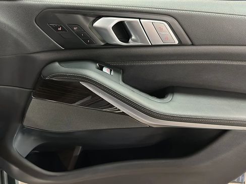 Used 2019 BMW X7 xDrive50i w/ Premium Package image 25