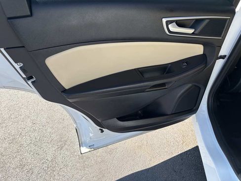 Used 2021 Ford Edge SEL w/ Cargo Accessory Package AWD/4WD image 18