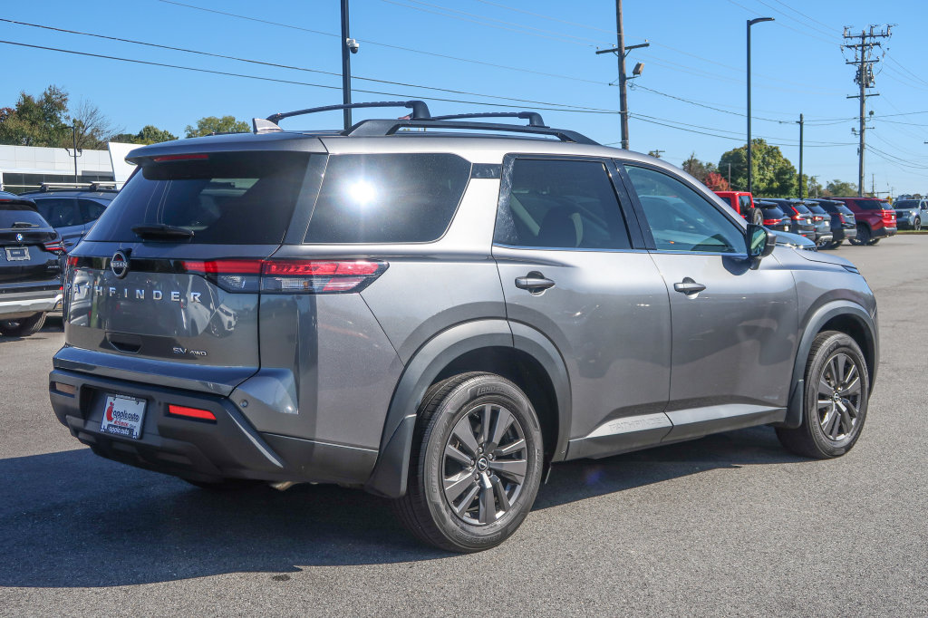 Used 2022 Nissan Pathfinder SV AWD/4WD image 9