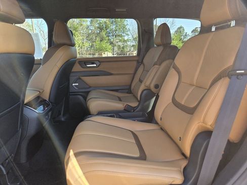 New 2026 Nissan Armada SL image 17