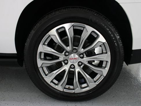 Used 2021 GMC Yukon XL Denali w/ Denali Ultimate Package image 90