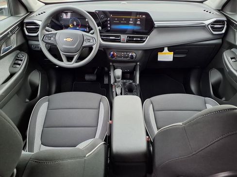 New 2026 Chevrolet TrailBlazer LS w/ LS Convenience Package AWD/4WD image 8