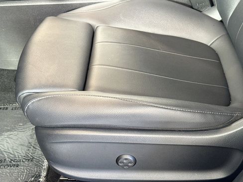 Certified 2022 Mercedes-Benz GLA 250 4MATIC image 18