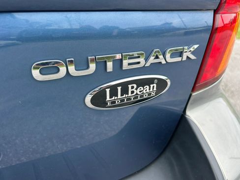 Used 2007 Subaru Outback 3.0R L.L. Bean AWD/4WD image 9