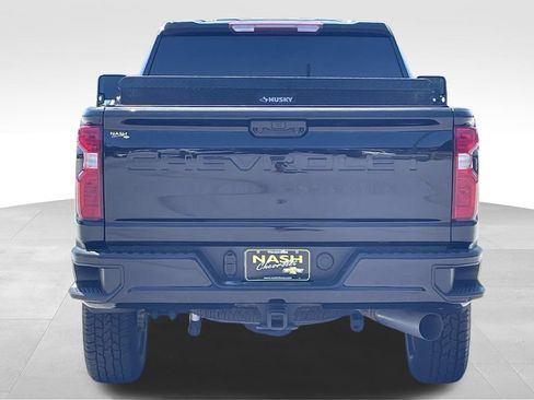 Used 2023 Chevrolet Silverado 2500 Custom w/ Custom Value Package AWD/4WD image 4