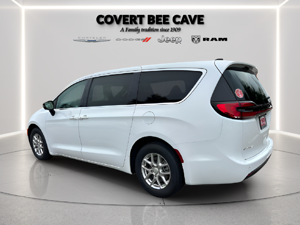 New 2027 Chrysler Pacifica Select FWD image 12