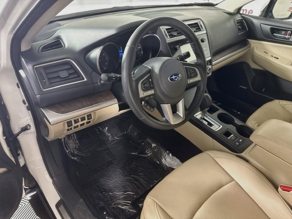 Used 2016 Subaru Outback 2.5i Limited AWD/4WD image 16