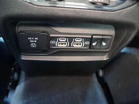 Certified 2023 Jeep Grand Cherokee Limited w/ Black Appearance Package image 20