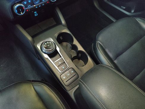 Used 2022 Ford Escape Titanium image 26