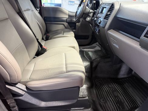 Used 2022 Ford F250 XL w/ Power Equipment Group AWD/4WD image 17