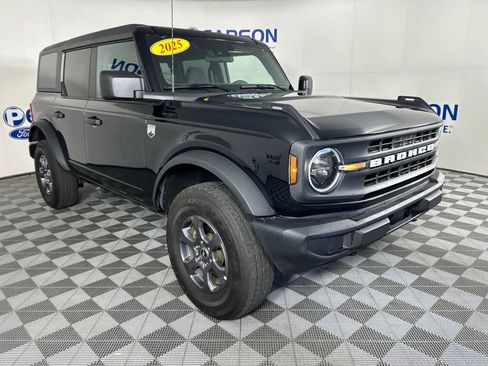 Used 2025 Ford Bronco Big Bend AWD/4WD image 3