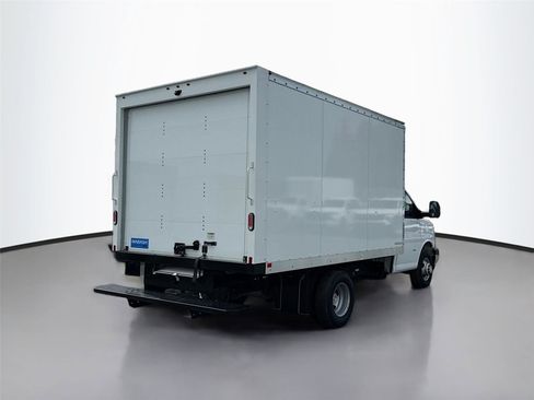New 2024 Chevrolet Express 3500 w/ Power Convenience Package RWD image 7
