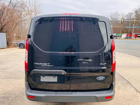 Used 2017 Ford Transit Connect XLT image 8