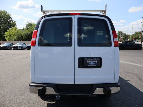 Used 2021 Chevrolet Express 2500 w/ Driver Convenience Package RWD image 15