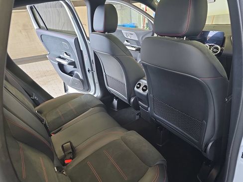 Certified 2023 Mercedes-Benz GLA 250 image 13