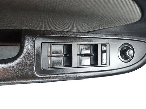 Used 2013 Dodge Avenger SXT w/ Rallye Appearance Group image 32