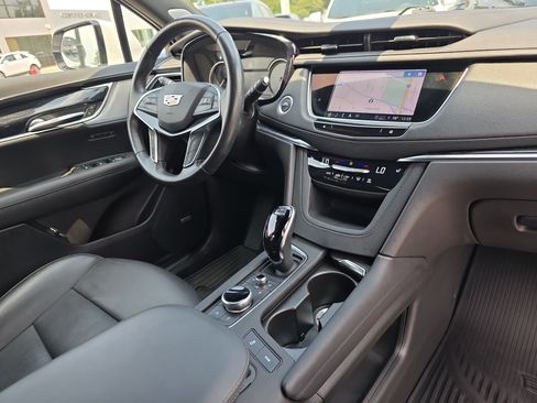 Used 2023 Cadillac XT5 Premium Luxury AWD/4WD image 16