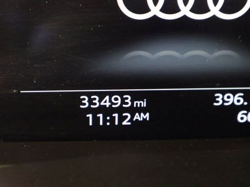 Used 2023 Audi Q8 Prestige w/ Prestige Package AWD/4WD image 41