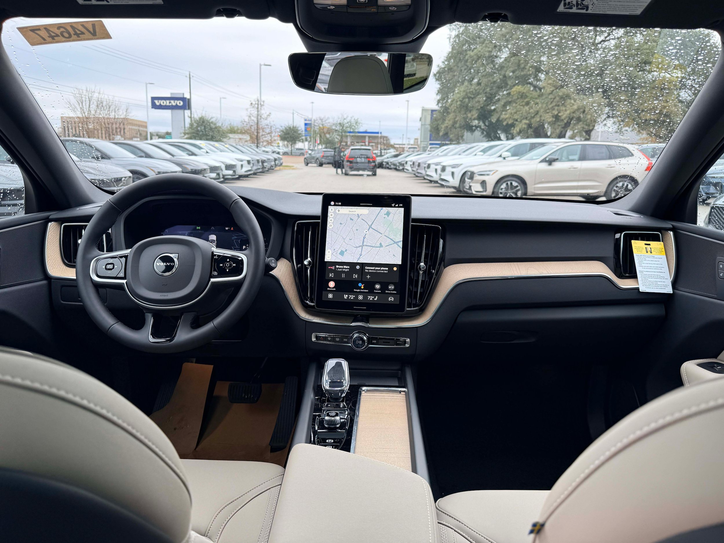 New 2026 Volvo XC60 B5 Core AWD/4WD image 17