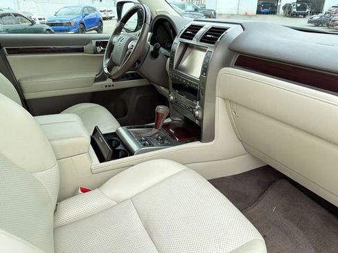 Used 2014 Lexus GX 460 Luxury image 22