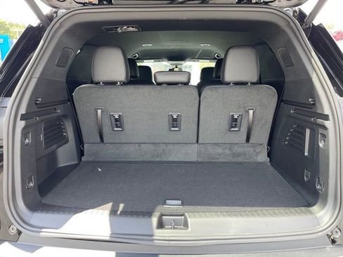 New 2026 Chevrolet Traverse LT w/ LPO, Floor Liner Package image 22