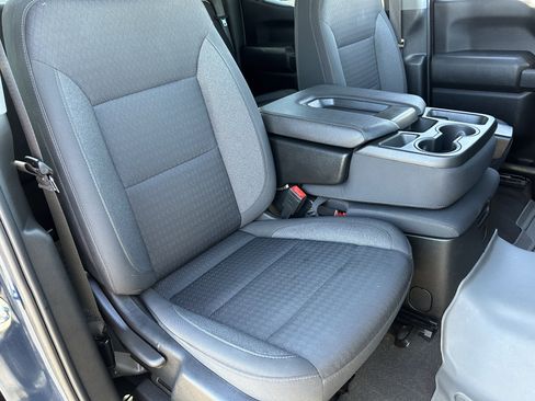 Used 2022 Chevrolet Silverado 1500 Custom image 9