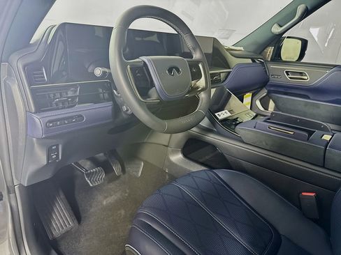 New 2026 INFINITI QX80 4WD w/ Sport Exterior Package image 11