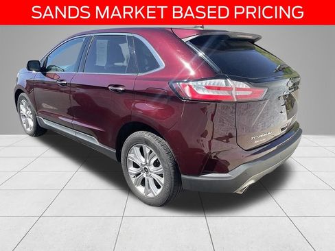 Used 2023 Ford Edge Titanium AWD/4WD image 5