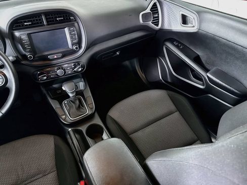 Used 2020 Kia Soul X-Line FWD image 24