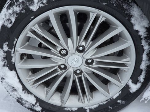 Used 2019 Hyundai Kona SEL image 10